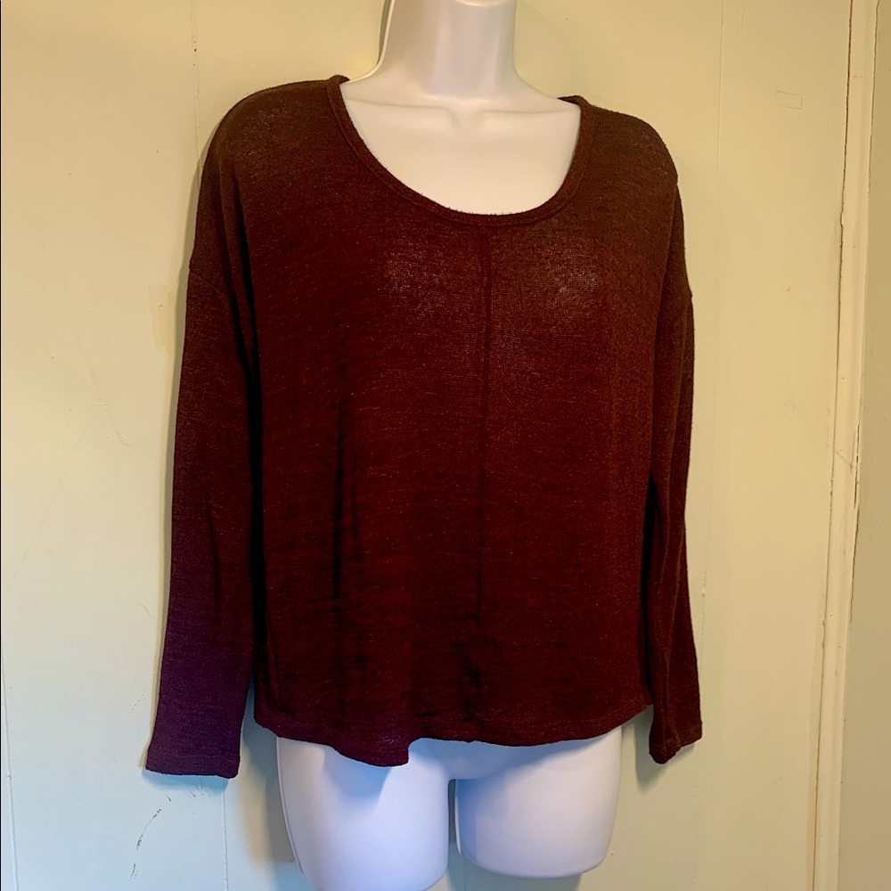 Old Navy Burgundy/Red Long sleeve Women's Petite T-shirt size XS